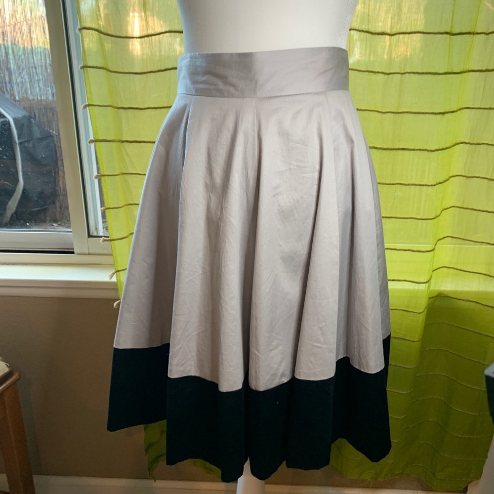 Flare grey/ black skirt